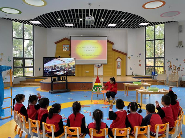 雁峰區(qū)幼兒園“教學(xué)能手”專業(yè)技能競(jìng)賽在衡陽幼高專附屬幼兒園完美落幕