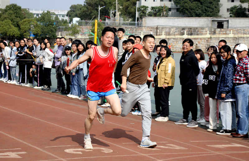 衡陽(yáng)幼高專(zhuān)舉辦2020年田徑運(yùn)動(dòng)會(huì)